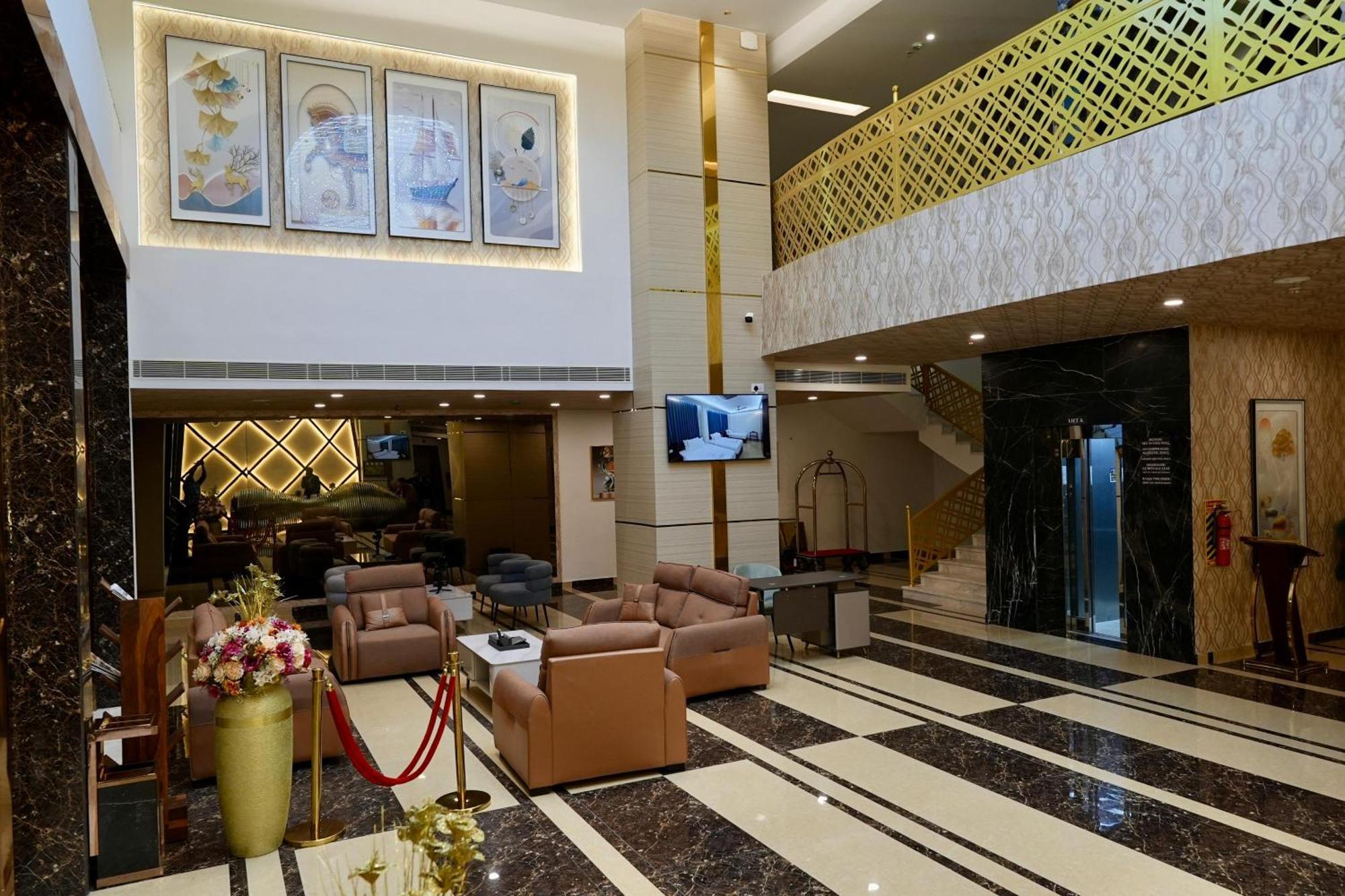 Le Royale Palace Карайкал Екстер'єр фото